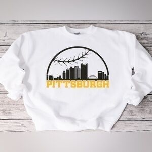 Pittsburgh Pirates Skyline Crewneck